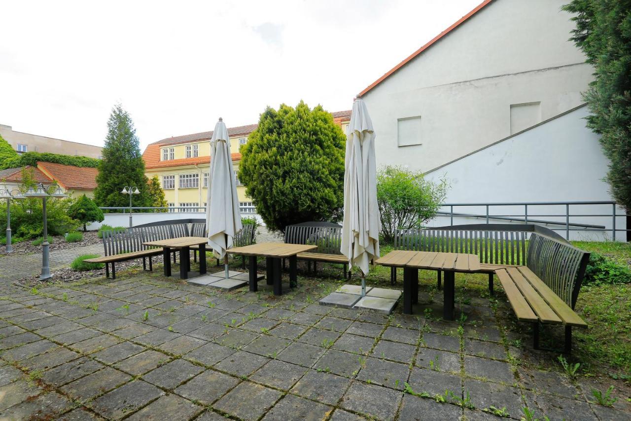 Hotel Magnolia Roudnice nad Labem Exterior photo