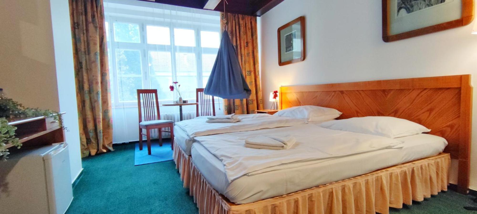 Hotel Magnolia Roudnice nad Labem Exterior photo